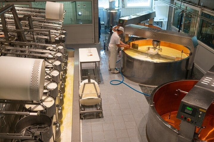 Da Berna: tour di un giorno a Gruyères tra formaggio e cioccolato