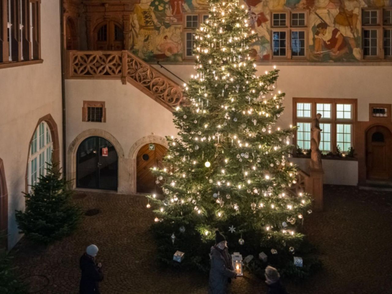 “Traditionen, Lichter und Geschichten” Weihnachtsführung in Rheinfelden