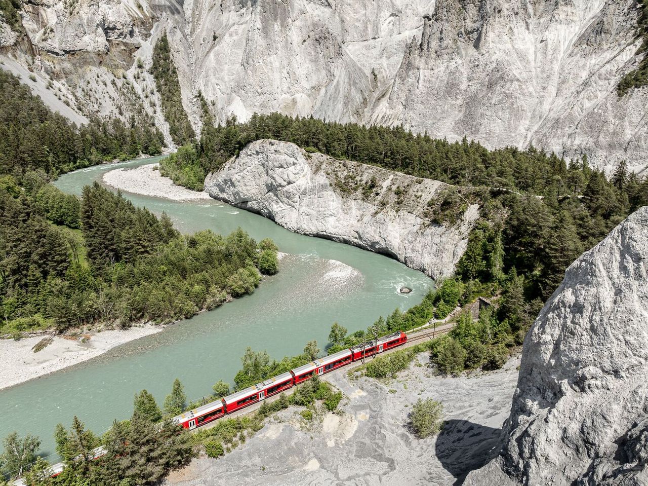 Privattour Schweizer Highlights an drei Tagen ab Zürich