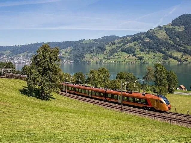 Ab Zürich: Hardcore-Tour für Eisenbahnfans - 4 Panoramazüge an einem Tag