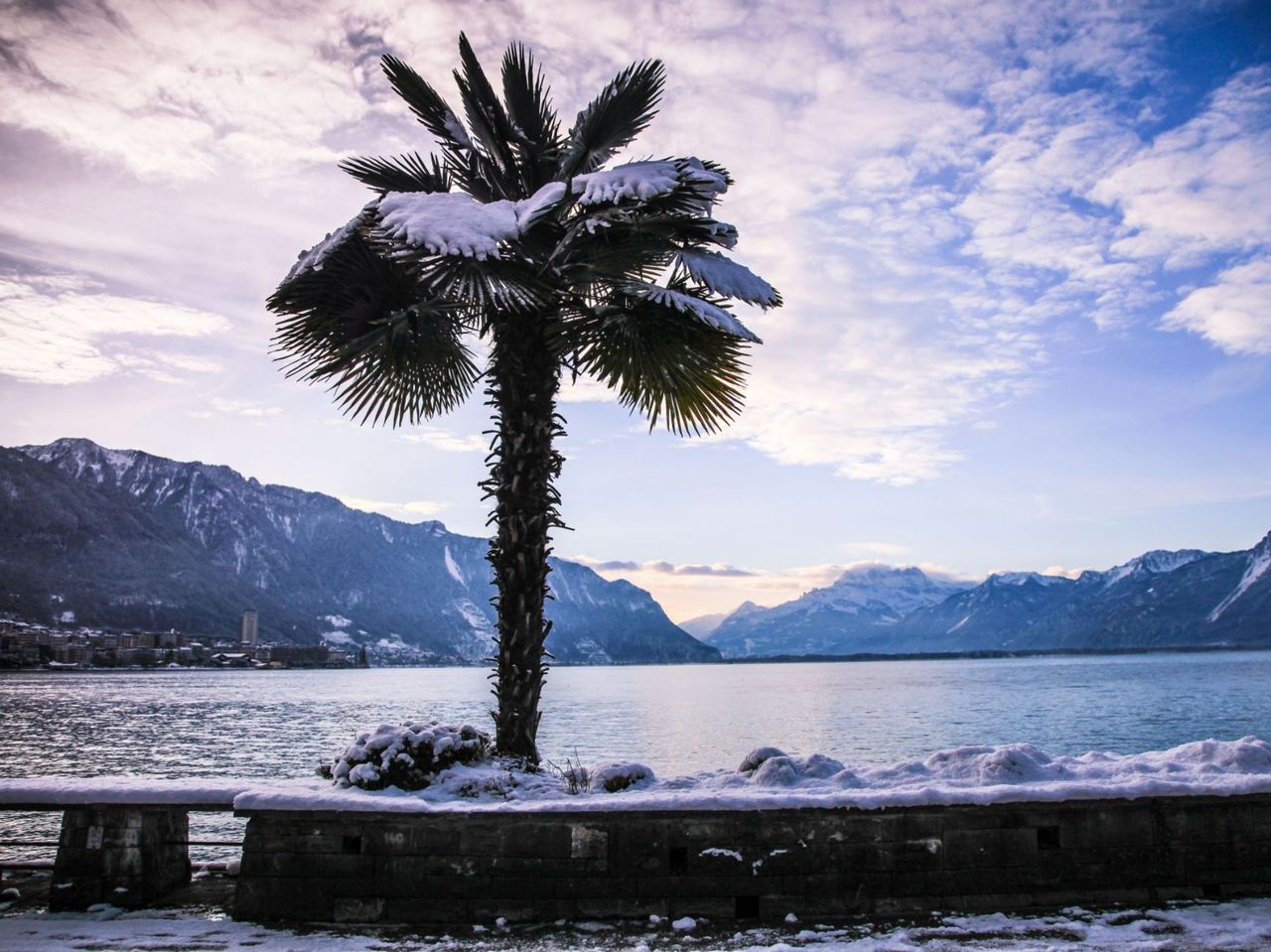 Ab Genf: Winter Tour Chaplin, Montreux und Chillon