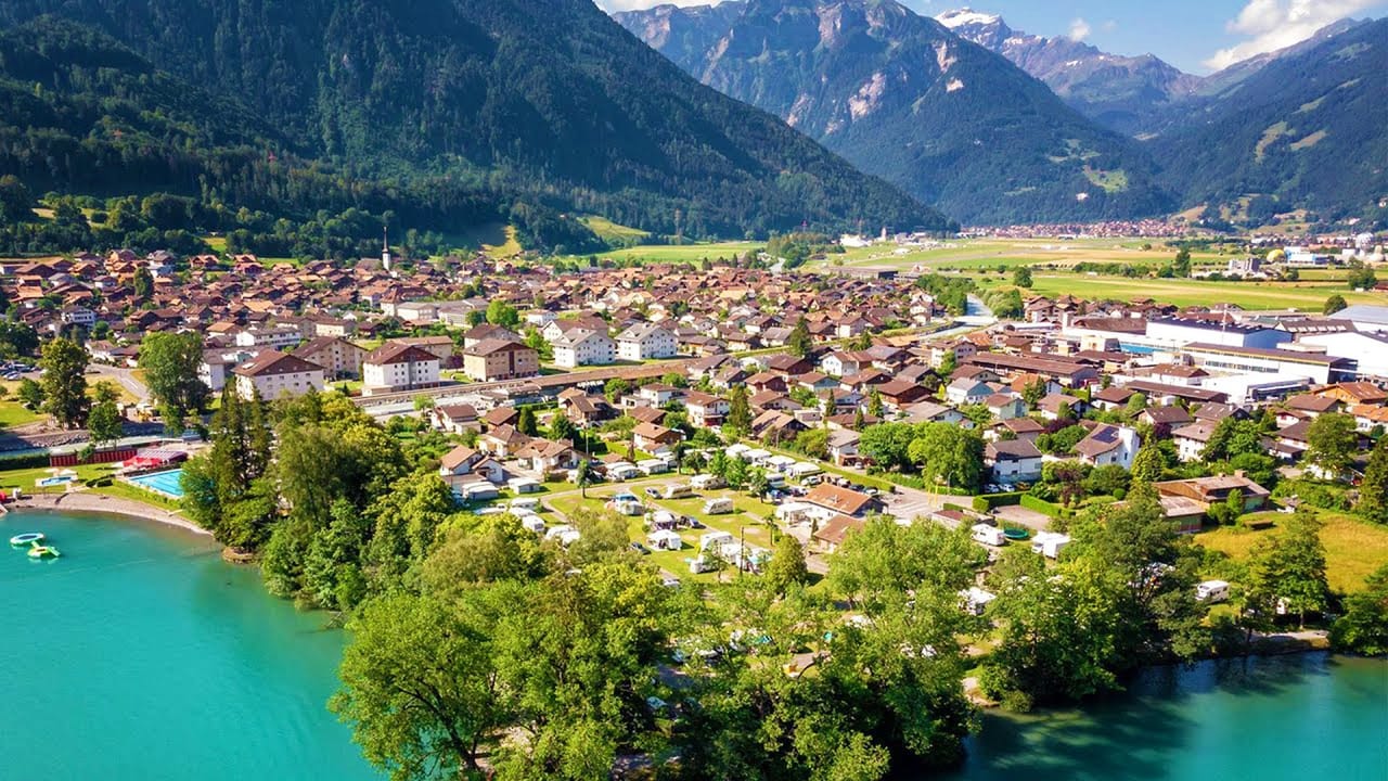 Ab Lausanne: Bustour nach Interlaken mit Harder Kulm