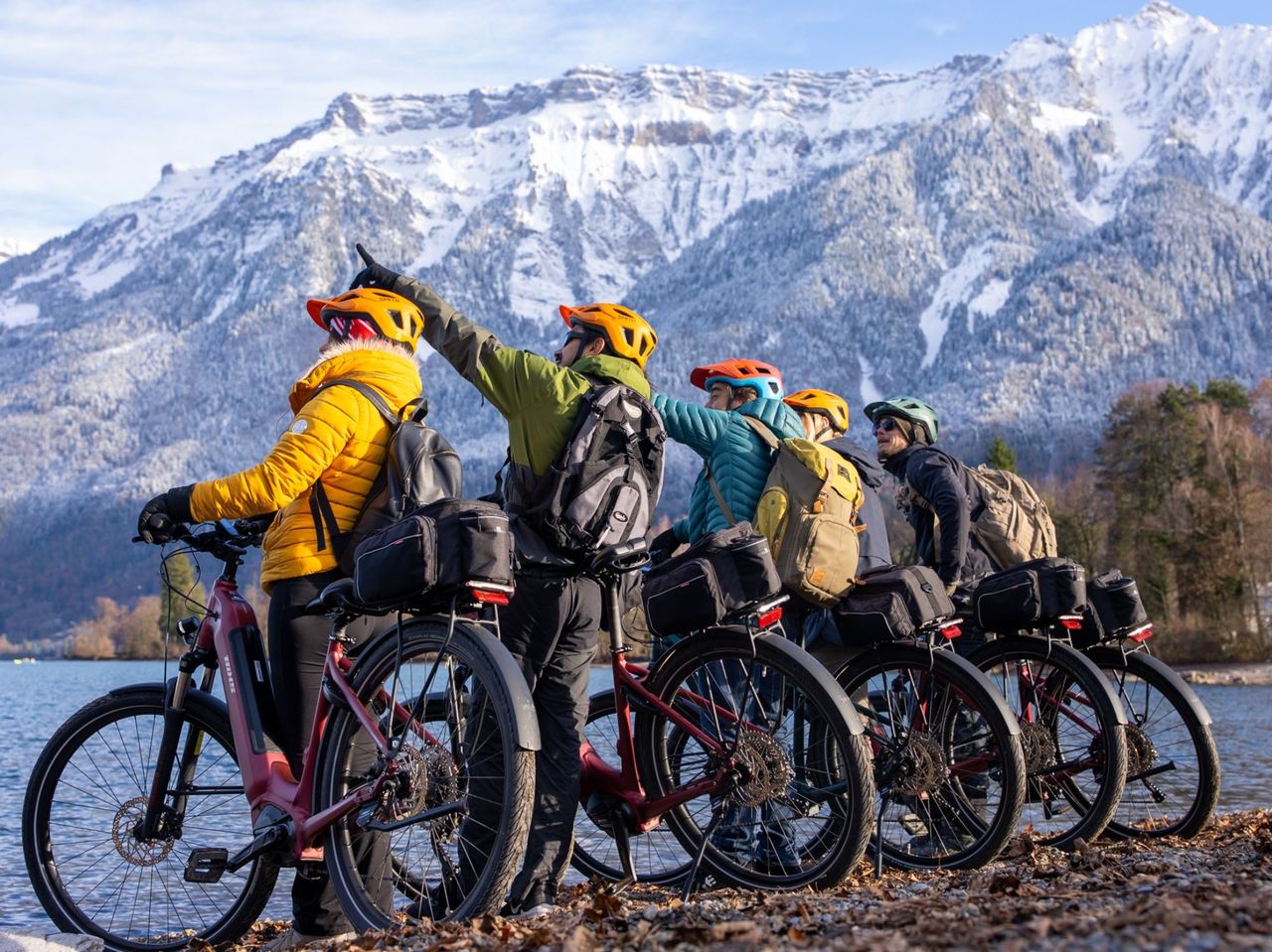 Scenic Winter E-Bike Tour durch die Region Interlaken