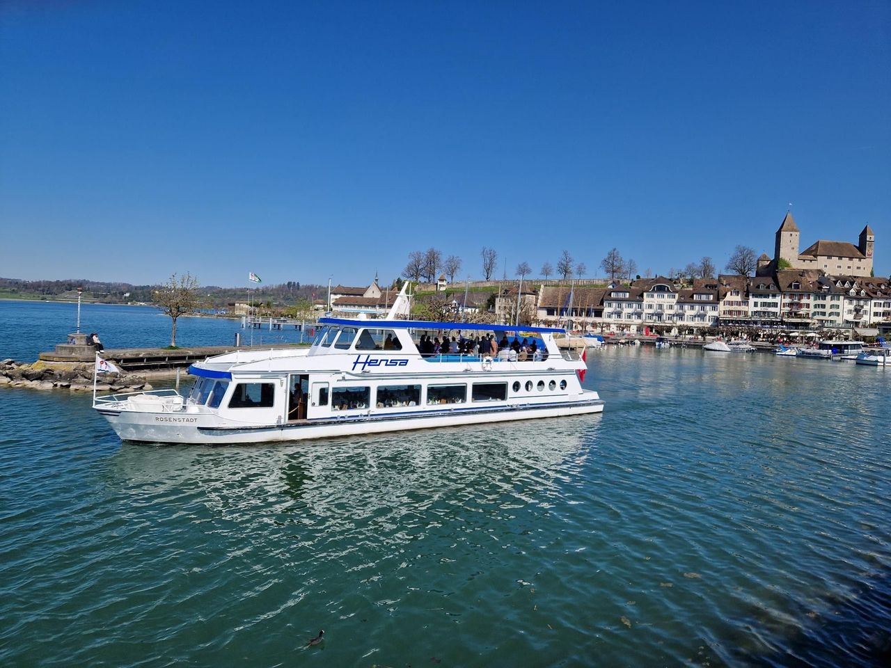 Themenschiff "Wellenklänge von Tango bis Jazz" auf dem Zürichsee ab Rapperswil