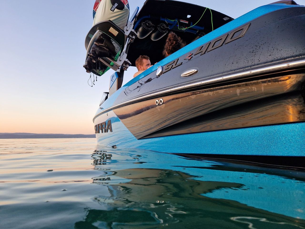Öffentliches Wakeboarden auf dem Untersee (Bodensee)  