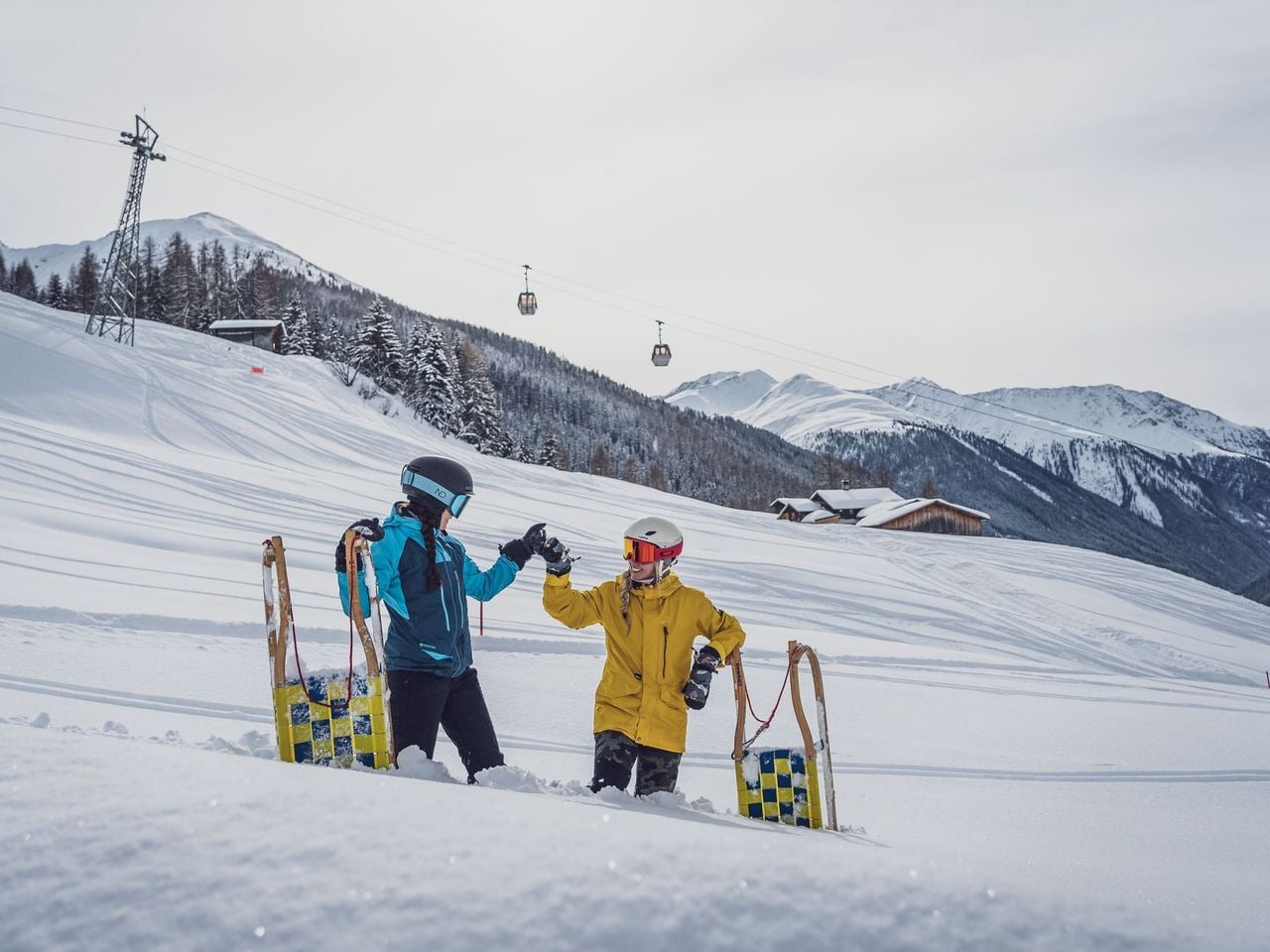 Abendschlitteln am Rinerhorn inkl. Abendkarte, Fondue und Schlittenmiete