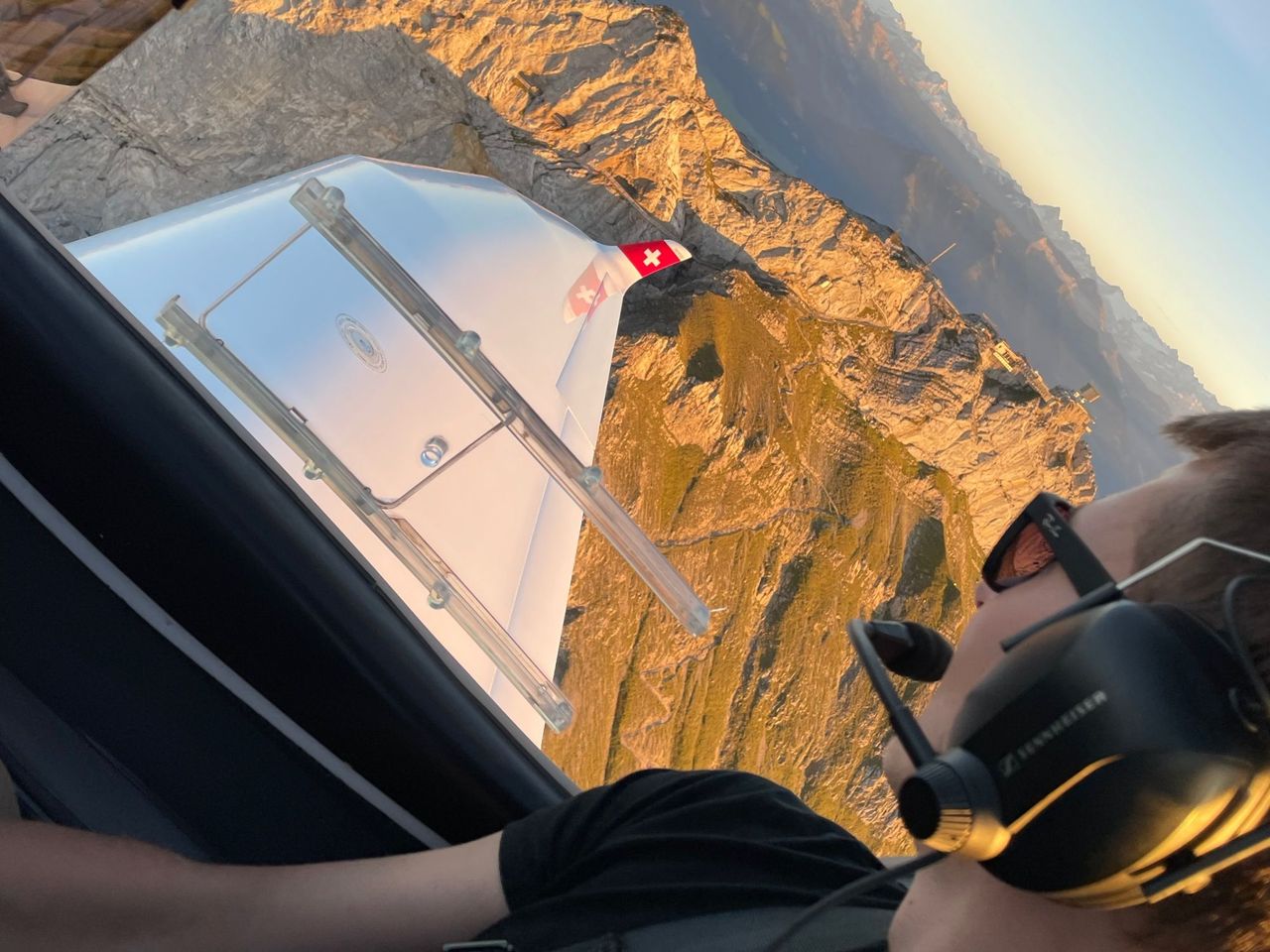 "Alpine Venture" 60 min Rundflug ab Flughafen Buochs