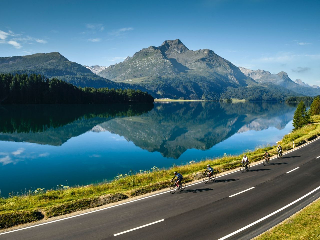 Radfahren am Silersee
