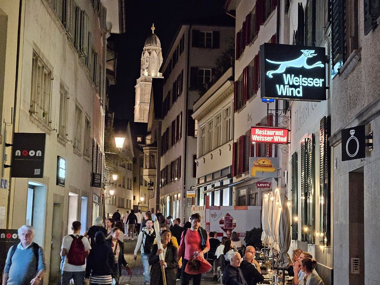 Öffentliche Stadtführung durch die Zürcher Altstadt
