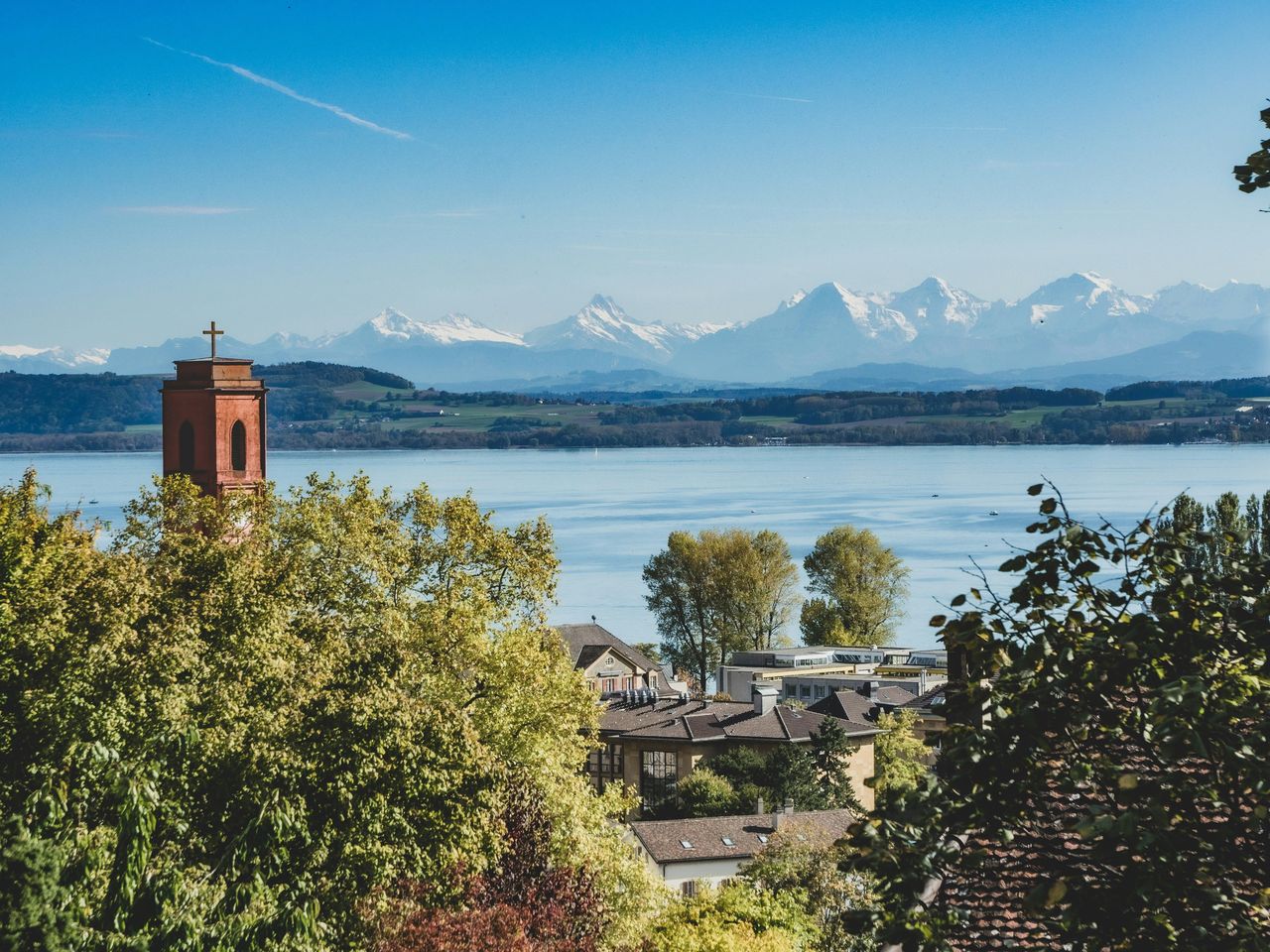 "Find-the-Code: Fall Hacked" Outdoor Escape Game Neuchâtel