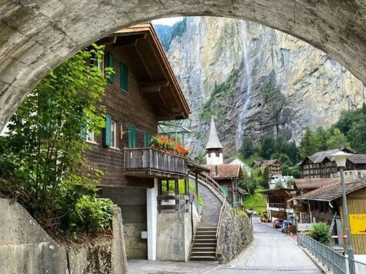 Private geführte Zugreise ins Lauterbrunnental ab Luzern