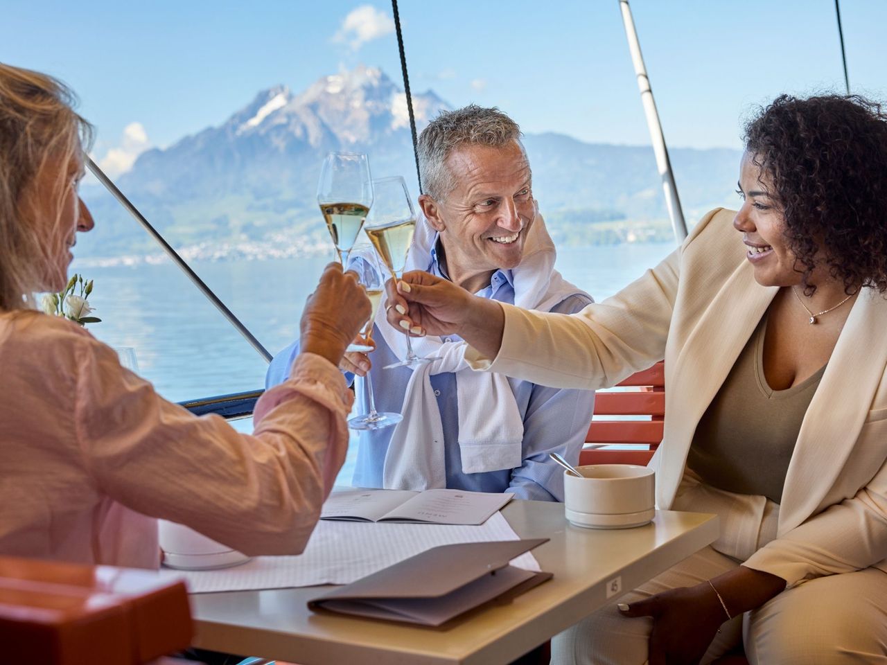 "Legends of Lake Lucerne" Dampfschiff Erlebnis