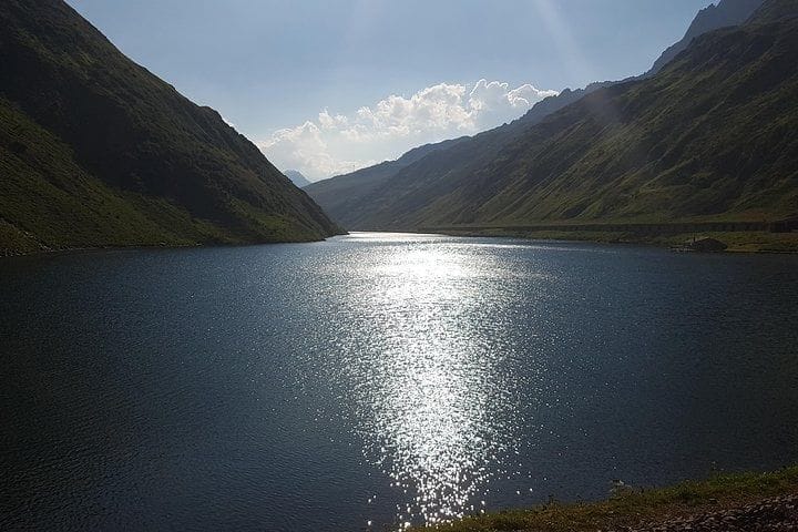 Depuis Zurich : excursion privée d’une journée à bord du Glacier Express, de Coire à Brigue