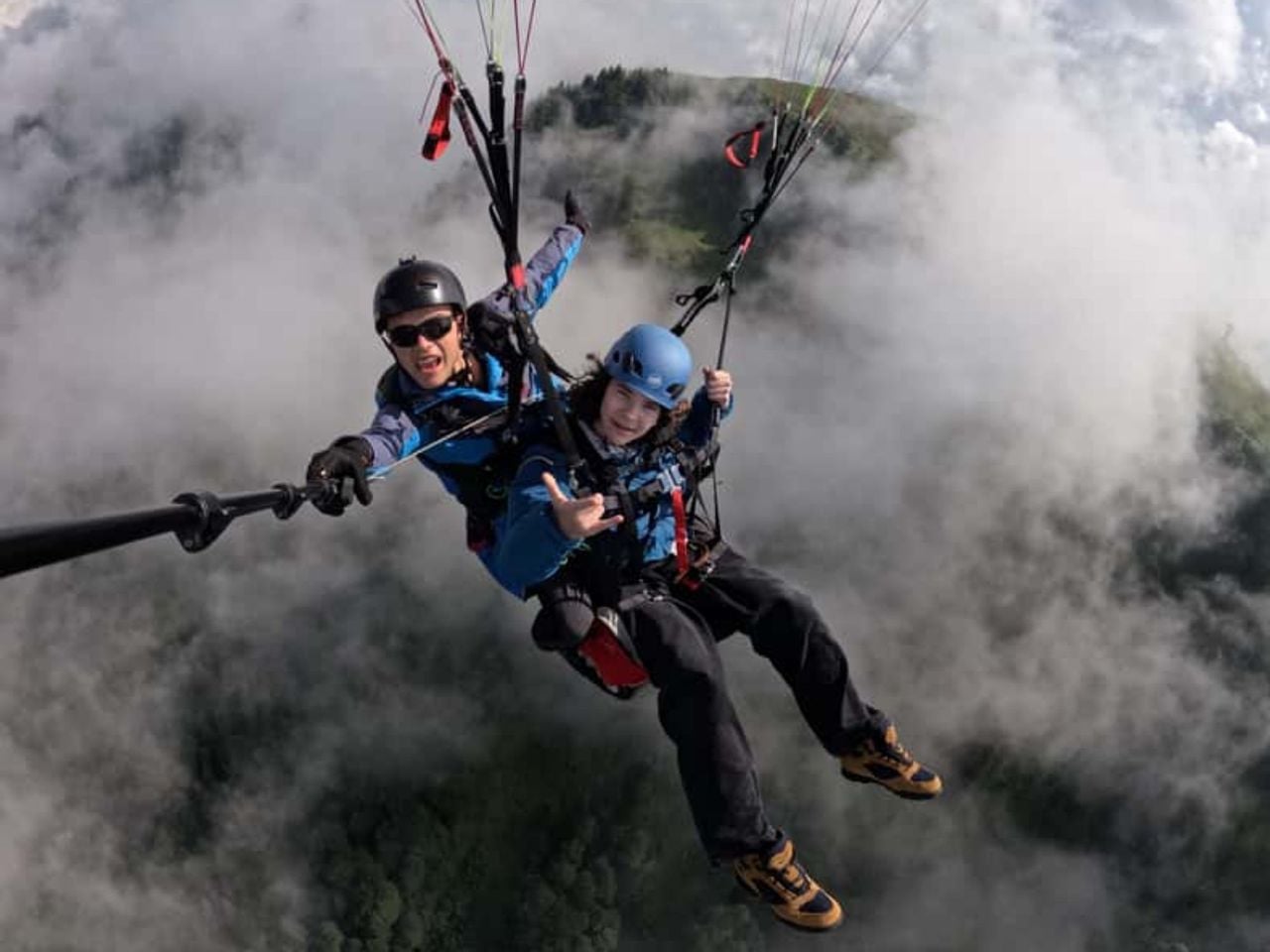 Tandem Gleitschirmflug ab Lenk