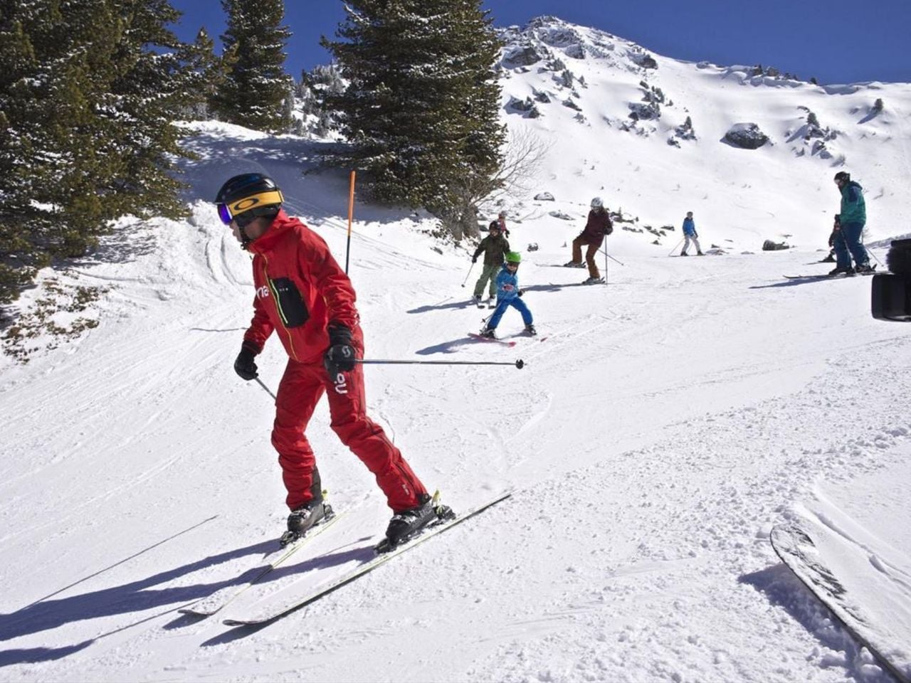 Private ski school for all age groups in Siviez
