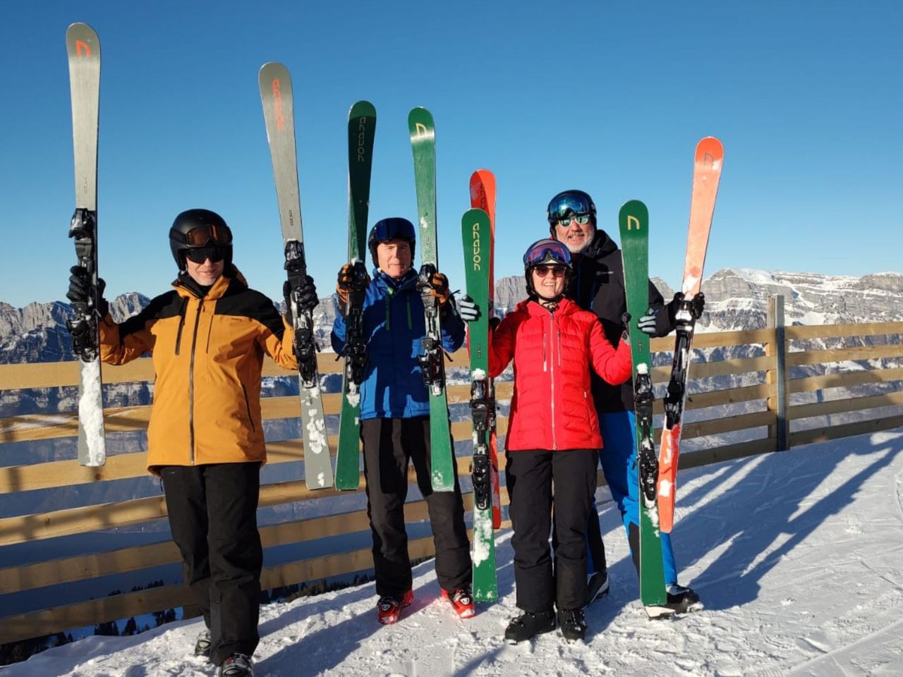 Private premium ski lessons for adults and kids in Andermatt