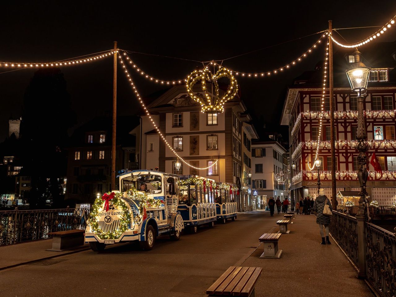 Christmas Train Lucerne - a festive city tour through Lucerne