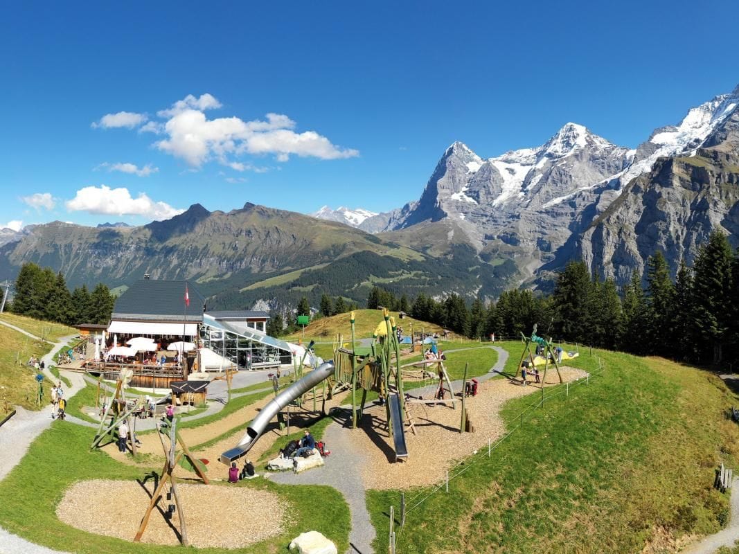 Familie Ausflug Schweiz Spielplatz Schilthorn