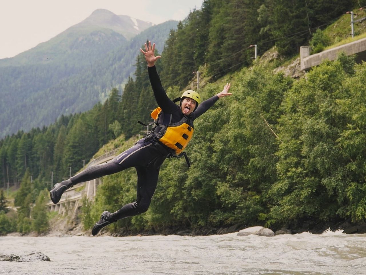 Rafting auf der Simme ab Interlaken
