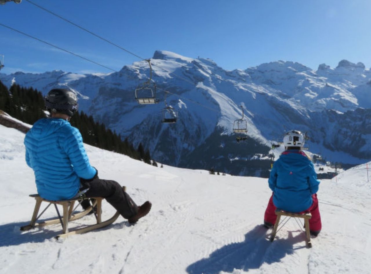 Schneeschuhtour Brunnihütte mit Schlitteln in Engelberg