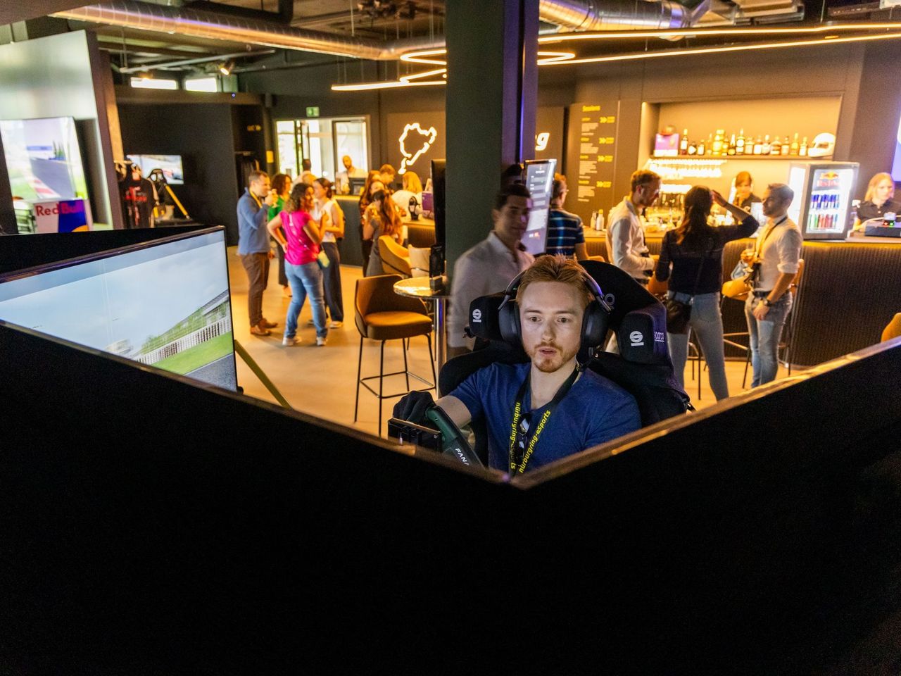 “Sim Racing” virtuelle Fahrt und Lounge in Kriens