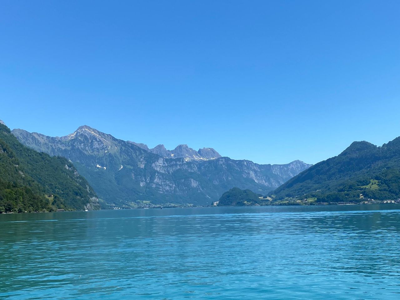 Ab Weesen: Tagestour Walensee mit Schlauchboot