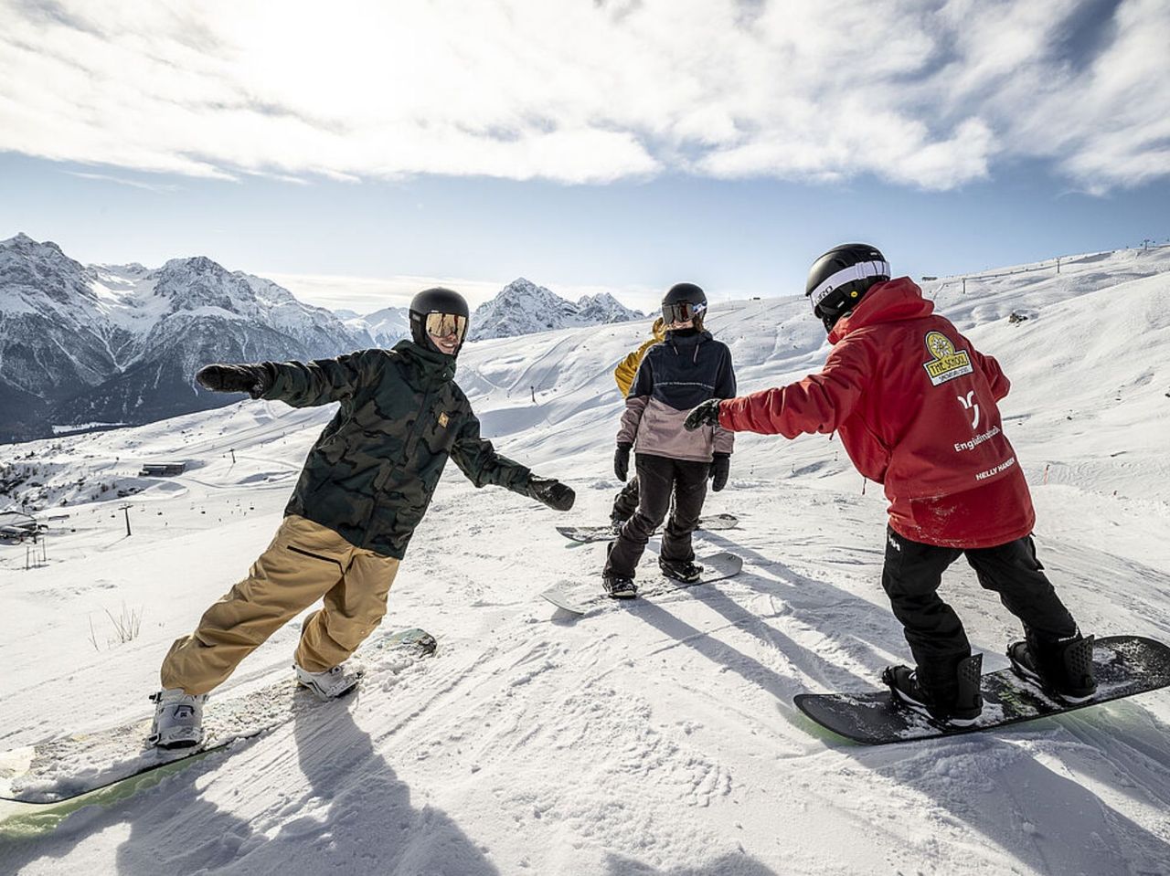 Snowboard lessons for children and adults in Scuol