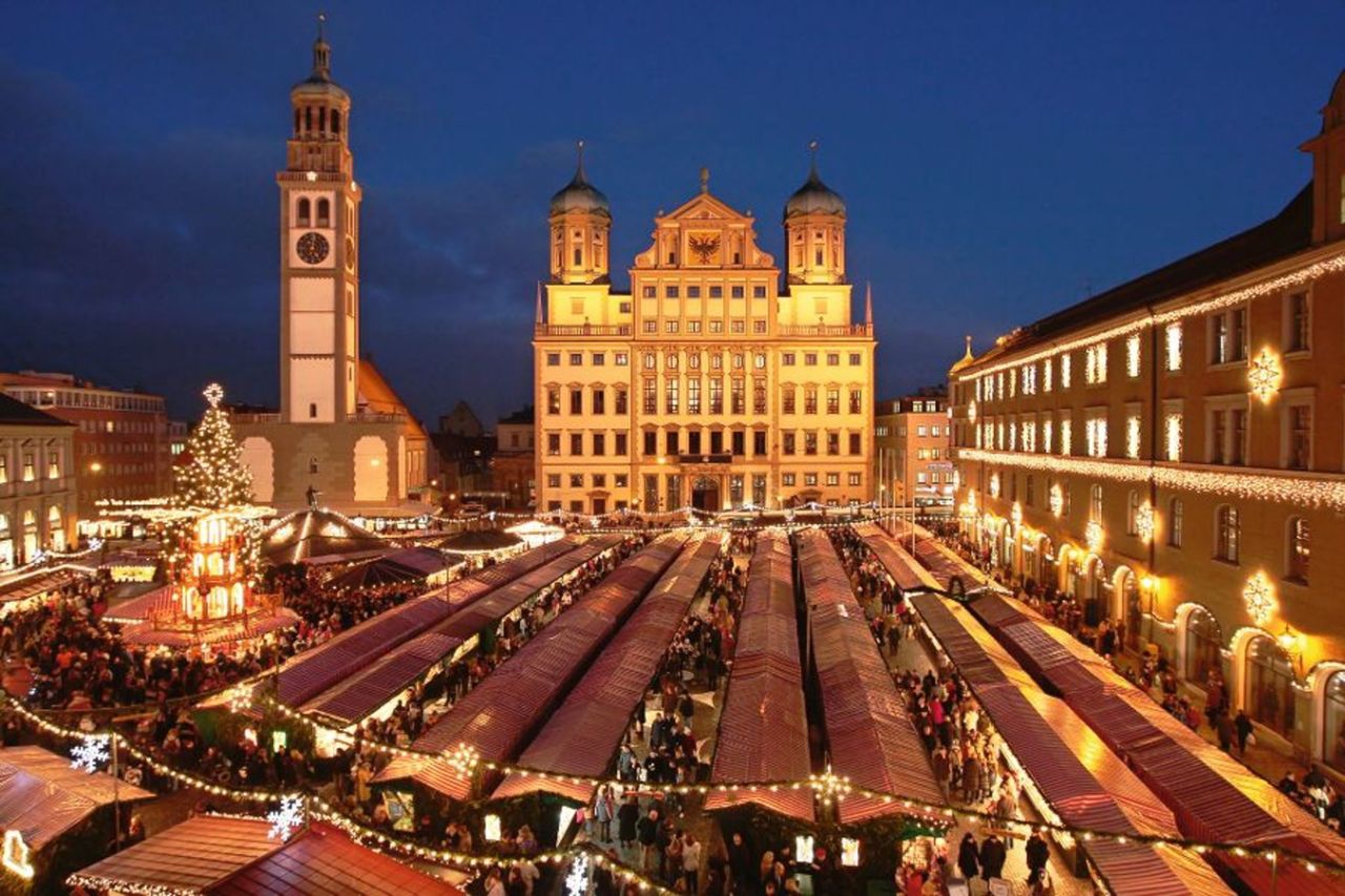 Augsburg Christkindlesmarkt: coach trip with hotel