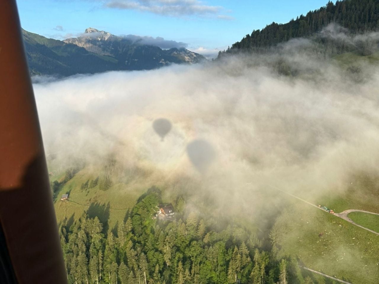 Ballon Flug Morgendämmerung ab Château-d'Oex