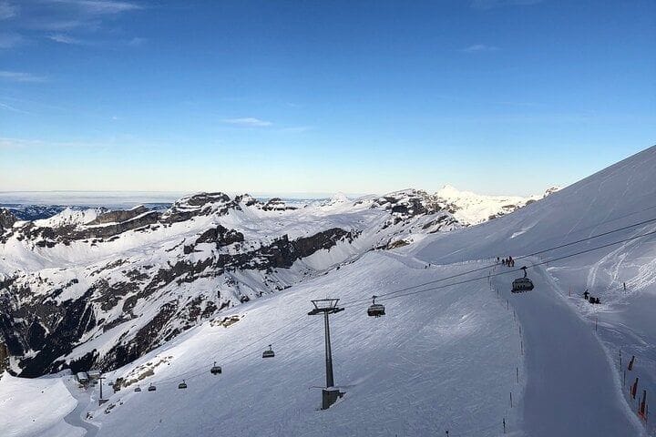 Ab Zürich: Privater Wintertagesausflug nach Grindelwald First