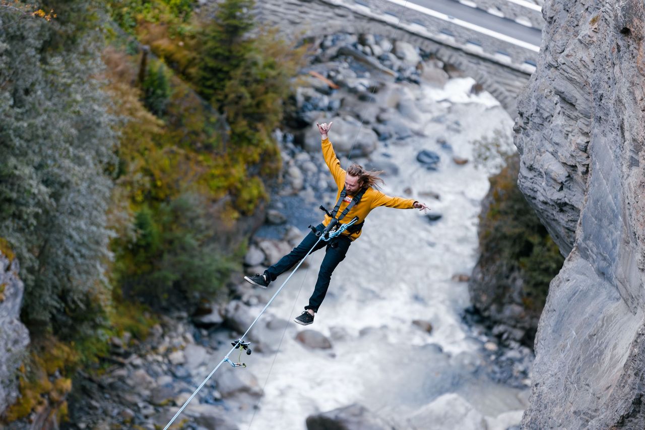 Canyon Swing Grindelwald Gletscherschlucht