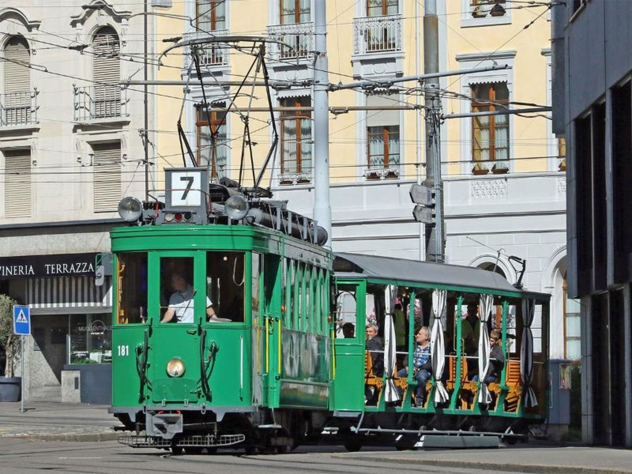 Vintage Tram Tour Basel