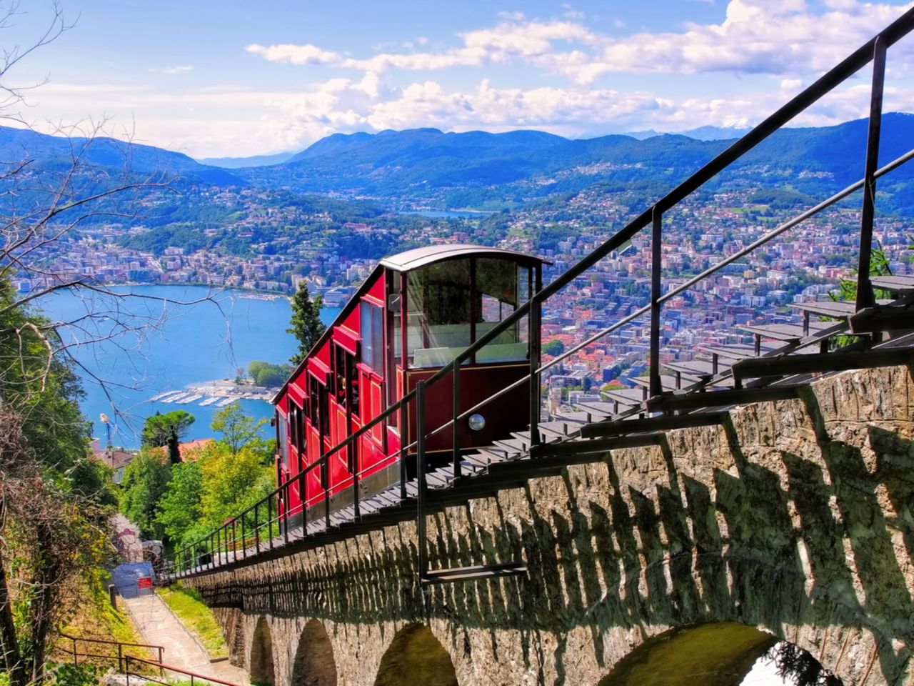 Ab Como (Italien): Privater Tagesausflug Schokoladenfabrik und Lugano