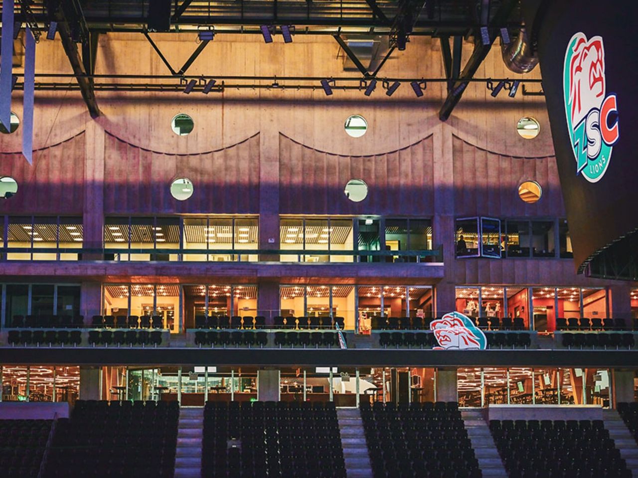 Private stadium tour Swiss Life Arena