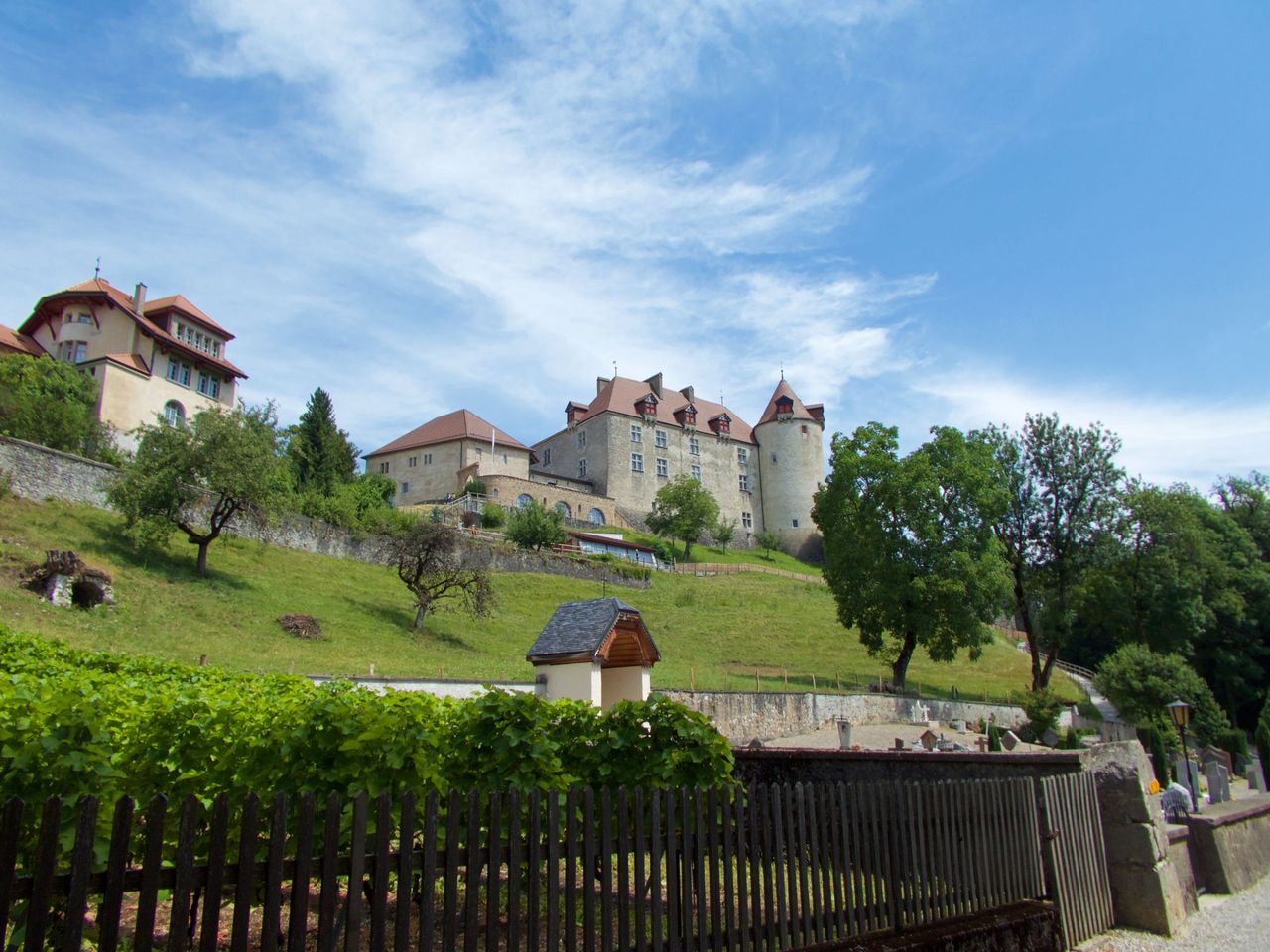 Ab Genf: Tagesausflug nach Gruyères, Schaukäserei und Schokoladenfabrik