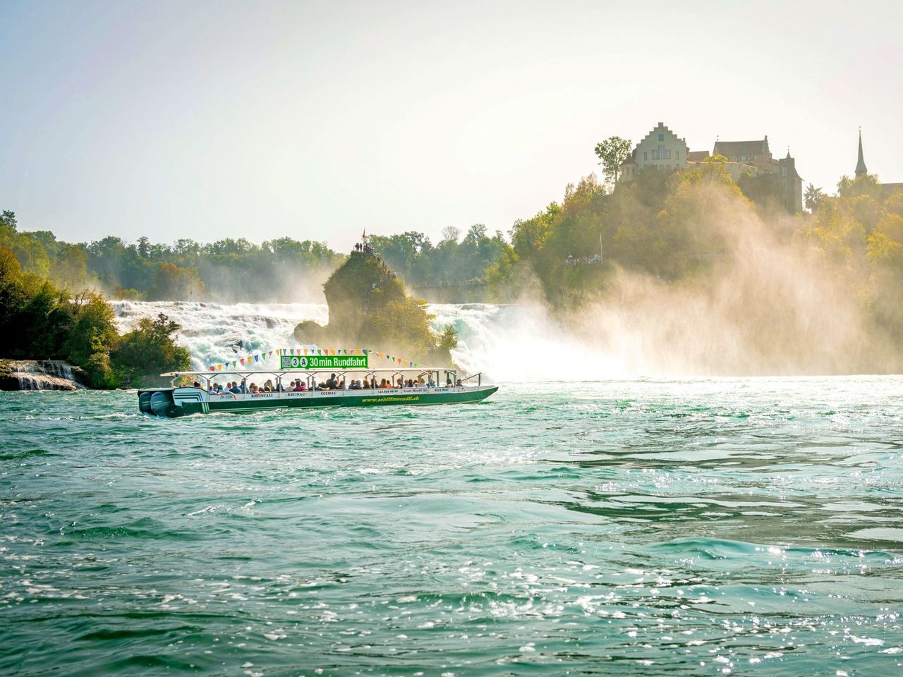 3A 30 Minuten Rundfahrt zum Rheinfall mit dem Schiff