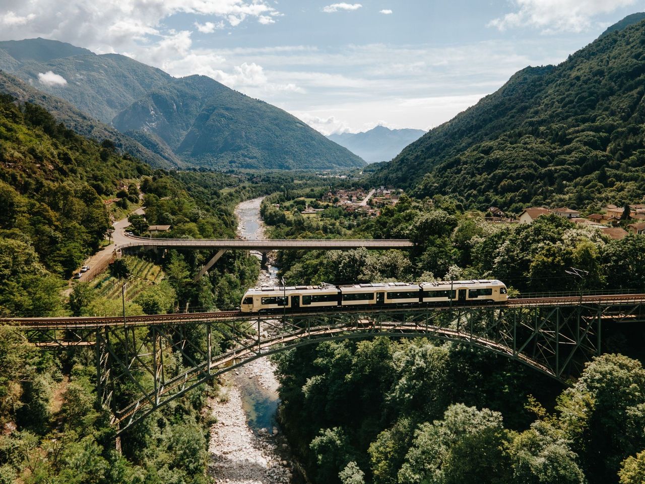 Centovalli Bahn Touristen-Ticket zwischen Domodossola und Locarno