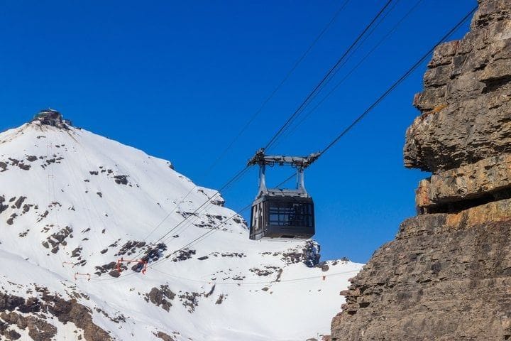 Da Berna: escursione privata di un giorno allo Schilthorn e nella valle di Lauterbrunnen