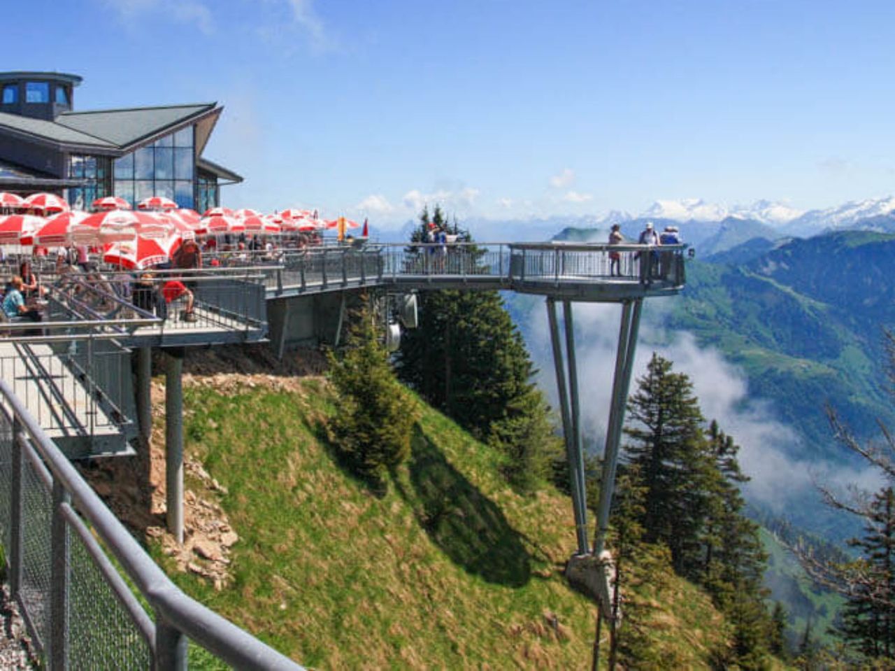 Private day trip to Stanserhorn and Lucerne from Zurich