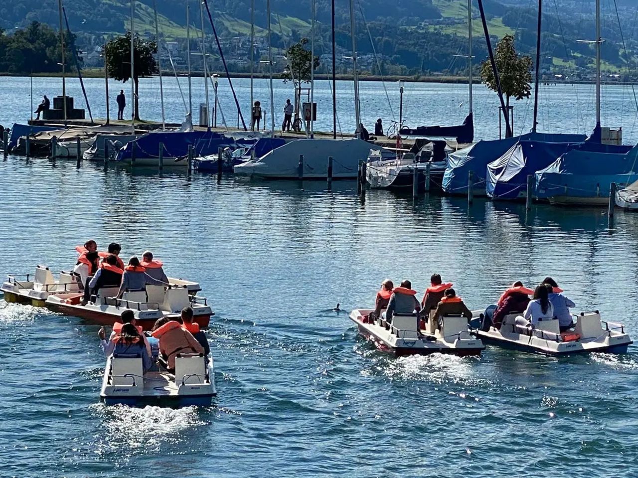 Pedalo-Rennen Teamevent auf dem Zürichsee