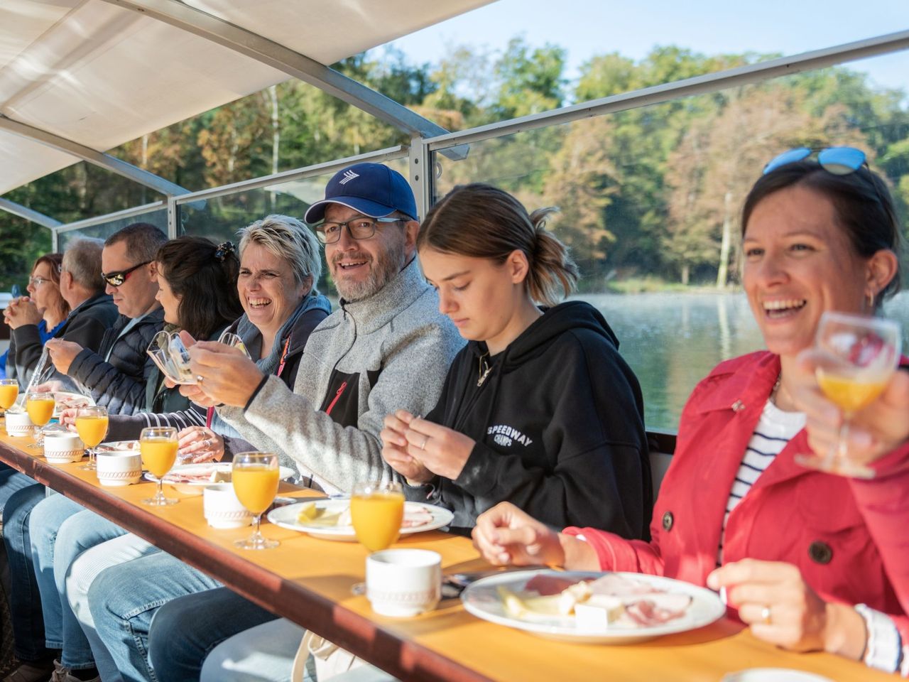 Rheinfall Brunch Schiff inkl. Rundfahrt 