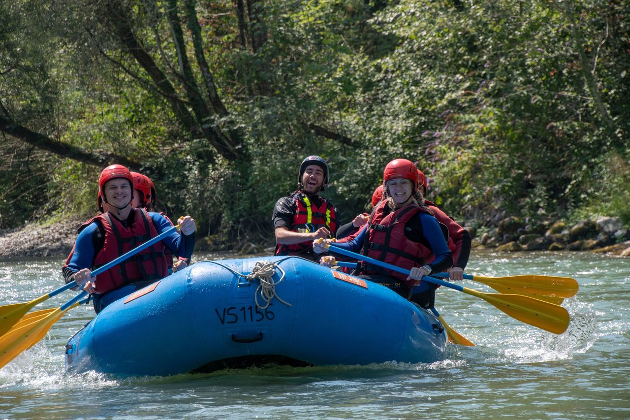 Easy rafting on the Aare from Thun to Bern