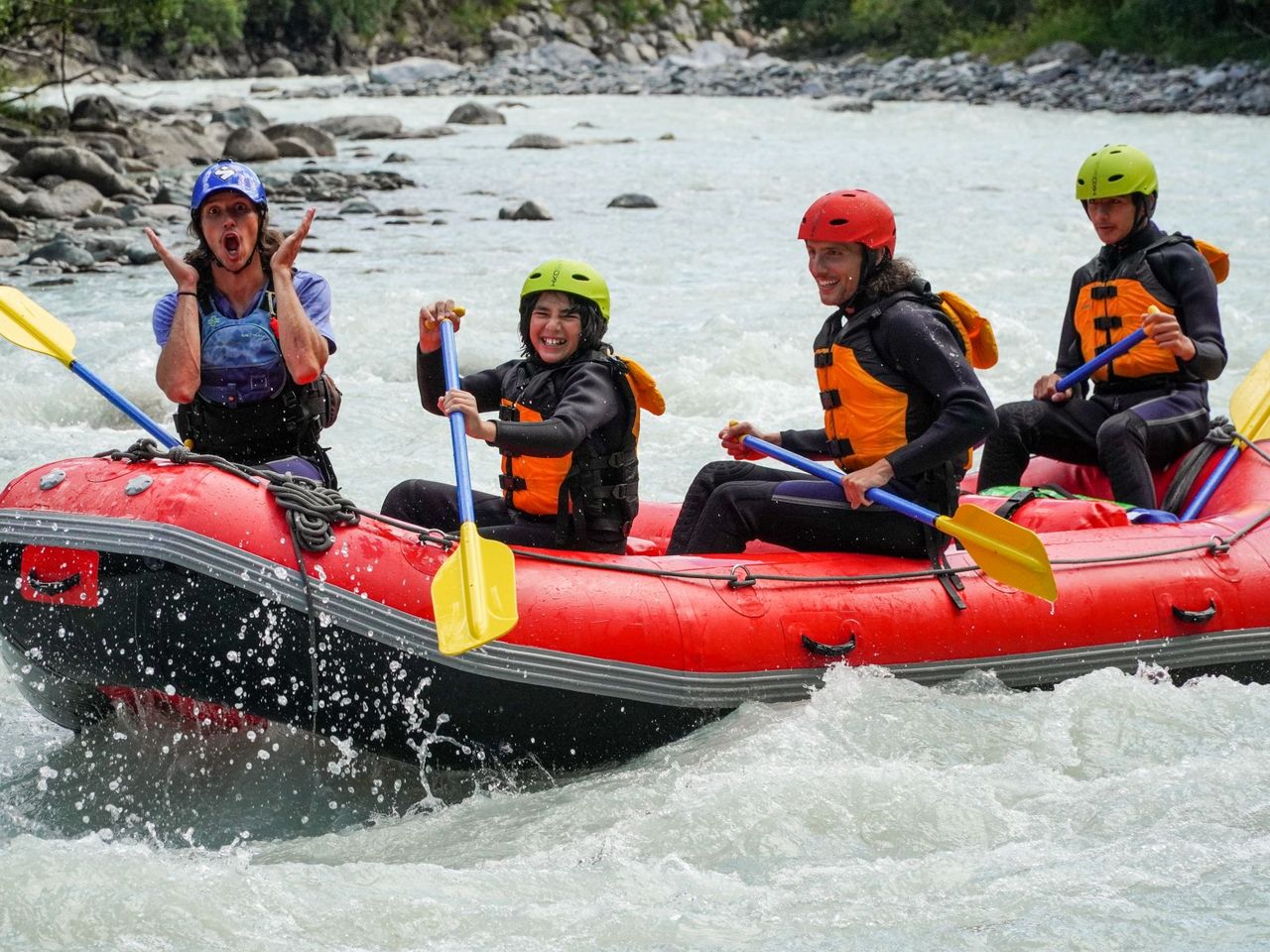 Family Rafting on the Lütschine from Interlaken