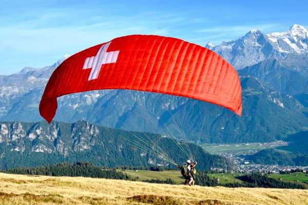 Beatenberg Gleitschirmfliegen im Tandem ab Interlaken