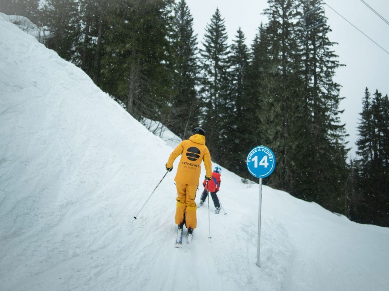 Private ski school for kids aged 6 and up and adults in Champéry