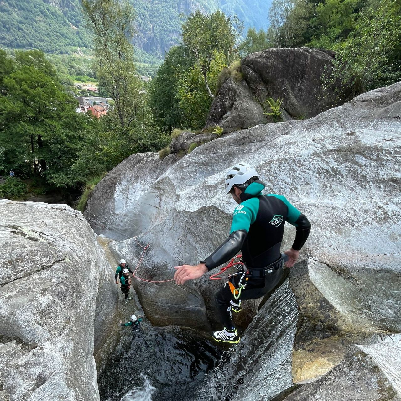 "Iragna Pulse" Canyoning für Abenteurer im wilden Teil der Iragna Schlucht
