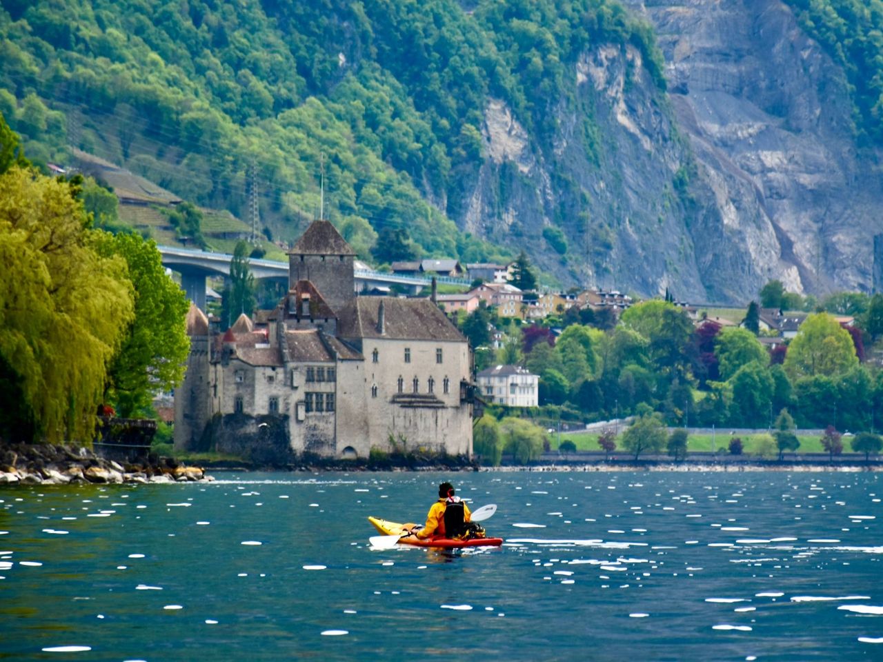 Kajak Tour Schloss Chillon geführt