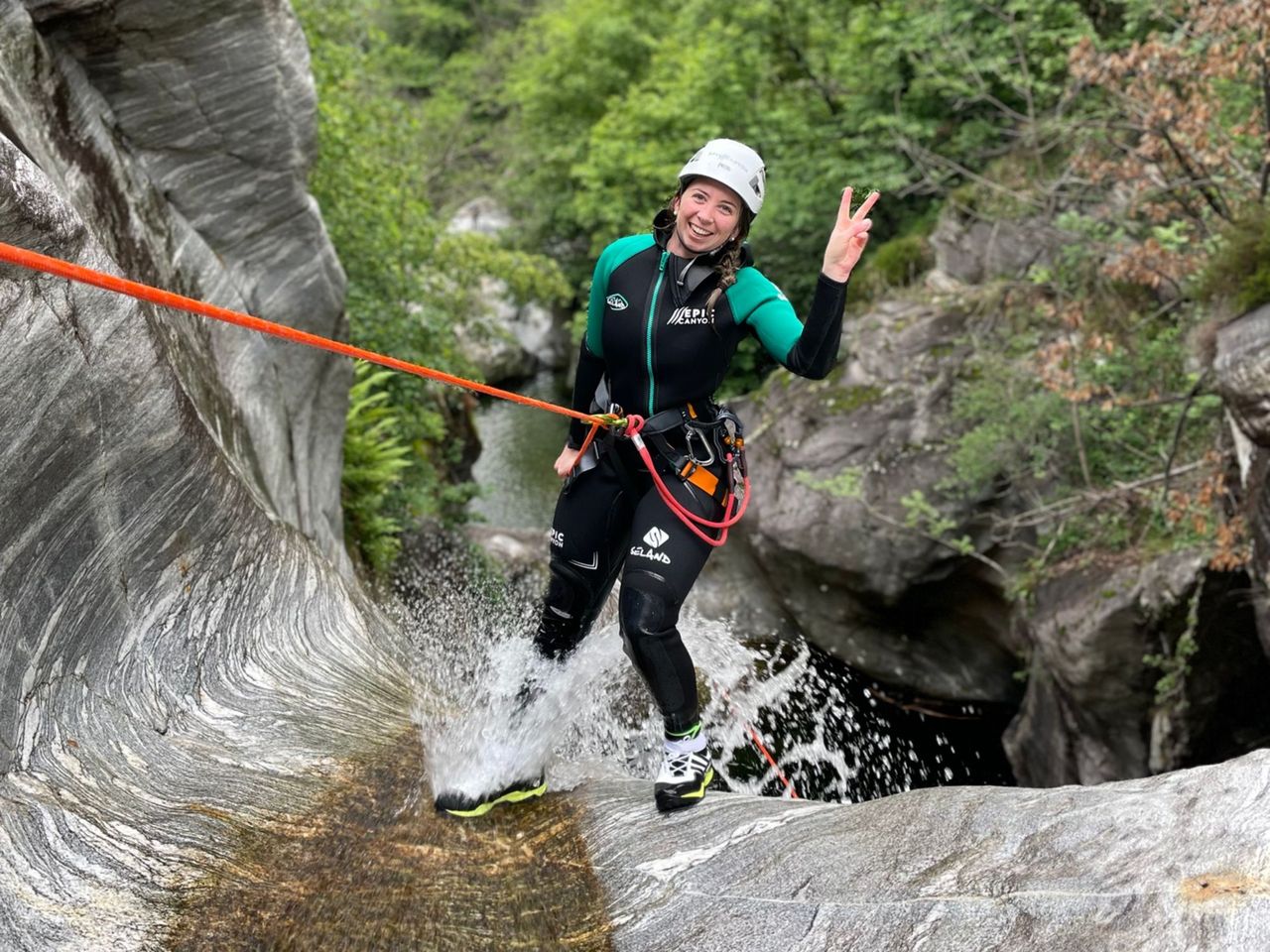 Canyoning für Einsteiger oder Action-Fans im Boggera Canyon