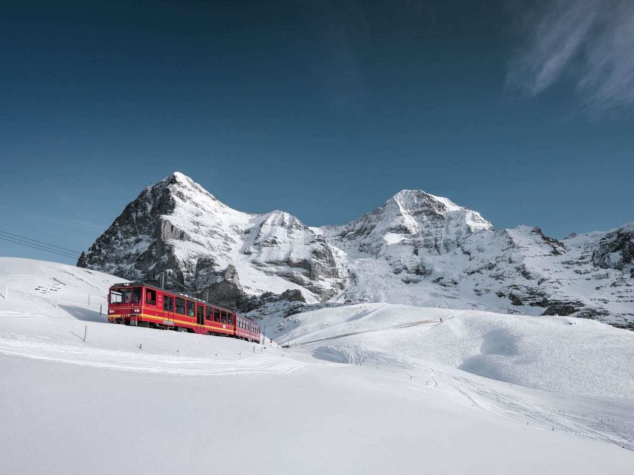 Von Lausanne: Bustour nach Interlaken und zum Jungfraujoch