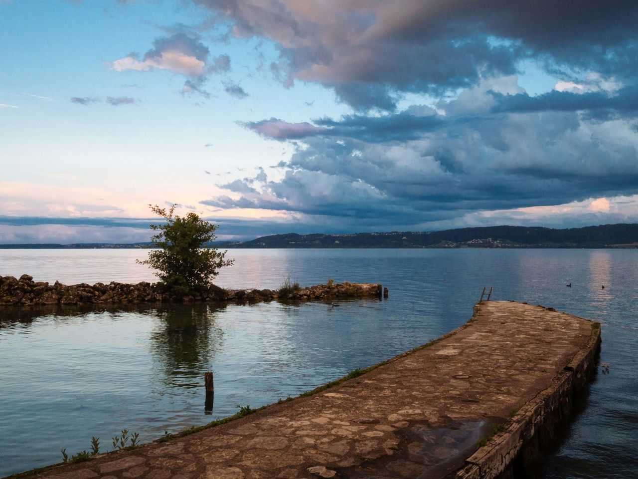 Schifffahrt Neuchâtel - Yverdon-les-Bains Ticket
